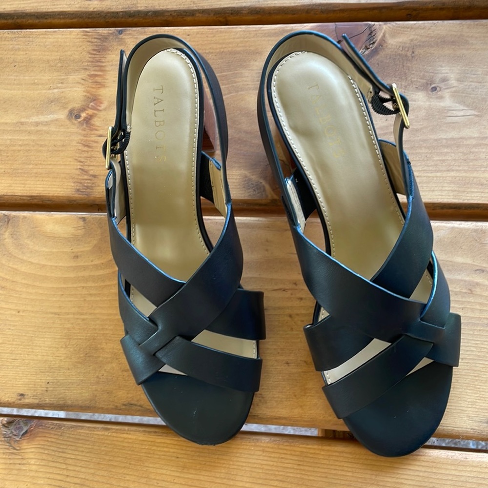 Talbot’s sandals, size 9M. Good used condition.